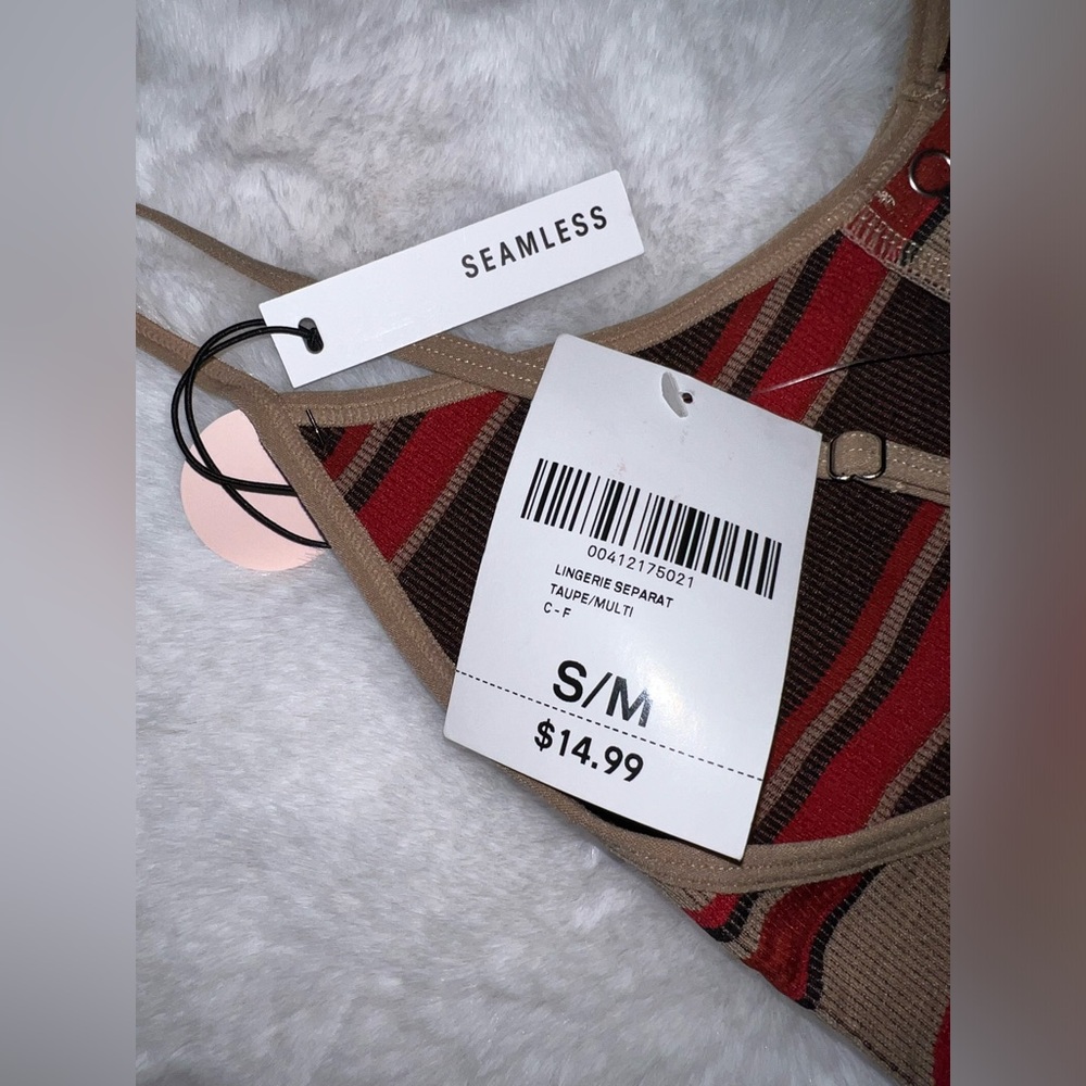 4/$10 Bundle Sale: NWT Forever 21 Seamless Thong Spaghetti Strap Bodysuit - Picture 6 of 8